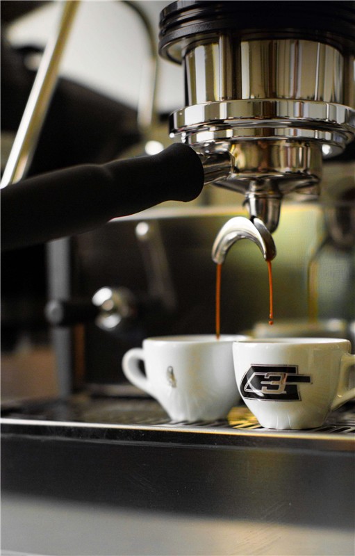 La Marzocco GS3 — zetgroep en filterdrager